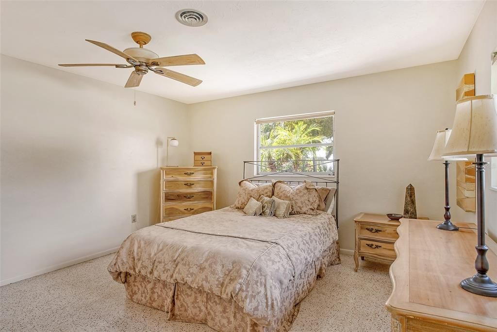 For Sale: $629,000 (3 beds, 2 baths, 1690 Square Feet)