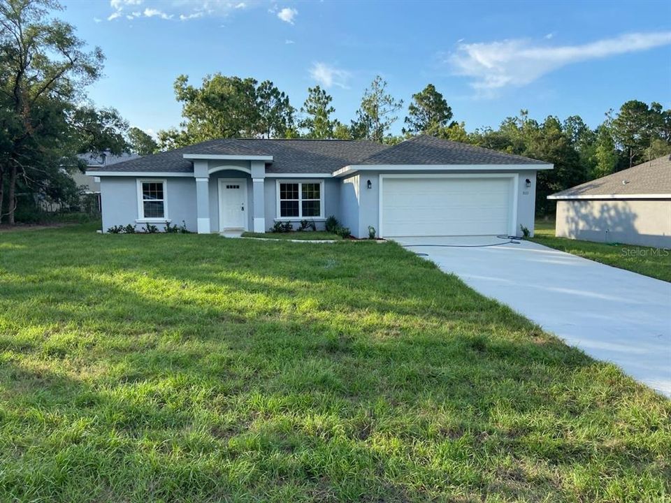 Active With Contract: $259,900 (3 beds, 2 baths, 1438 Square Feet)