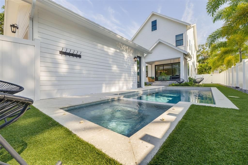 Active With Contract: $1,300,000 (4 beds, 3 baths, 2840 Square Feet)