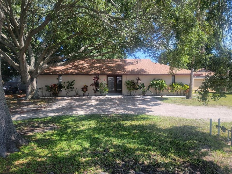 Active With Contract: $425,000 (0 beds, 0 baths, 1760 Square Feet)