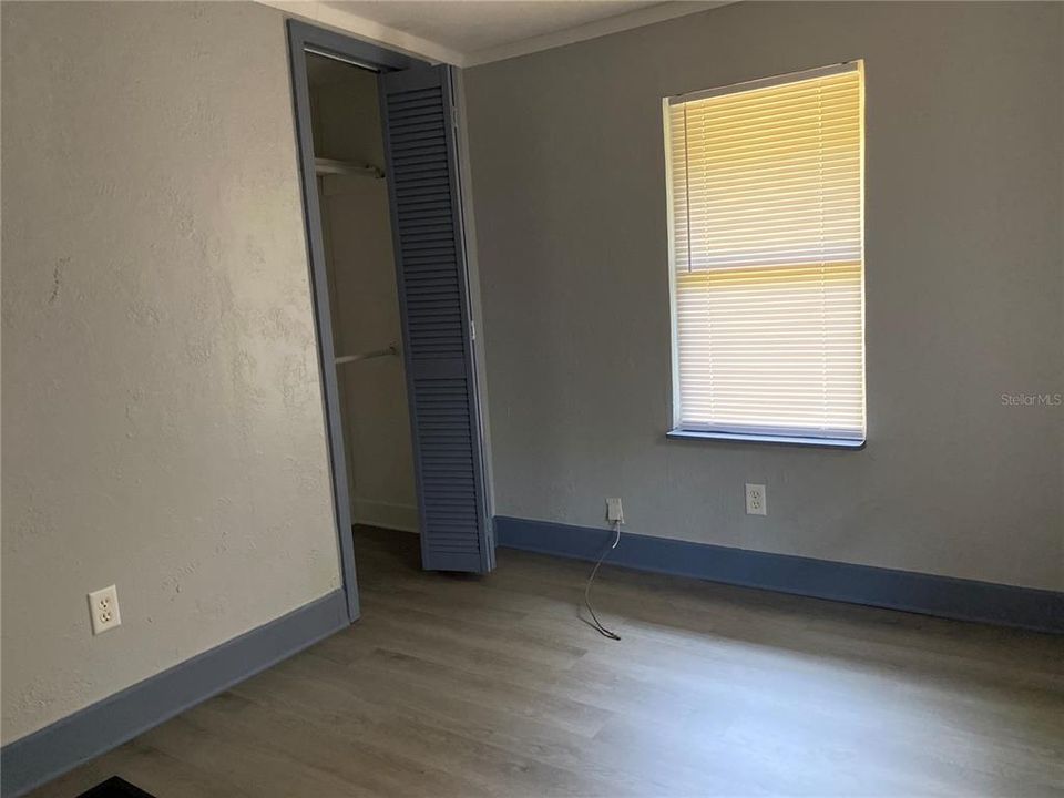 Recently Rented: $1,350 (2 beds, 1 baths, 754 Square Feet)