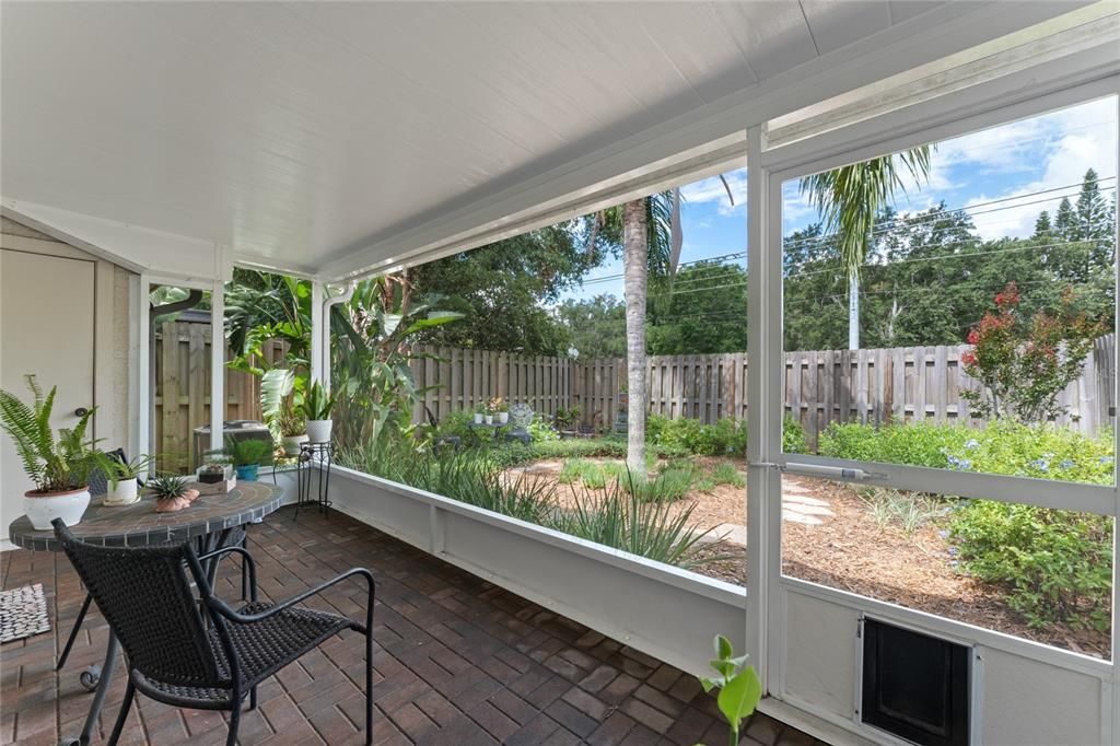 screened porch