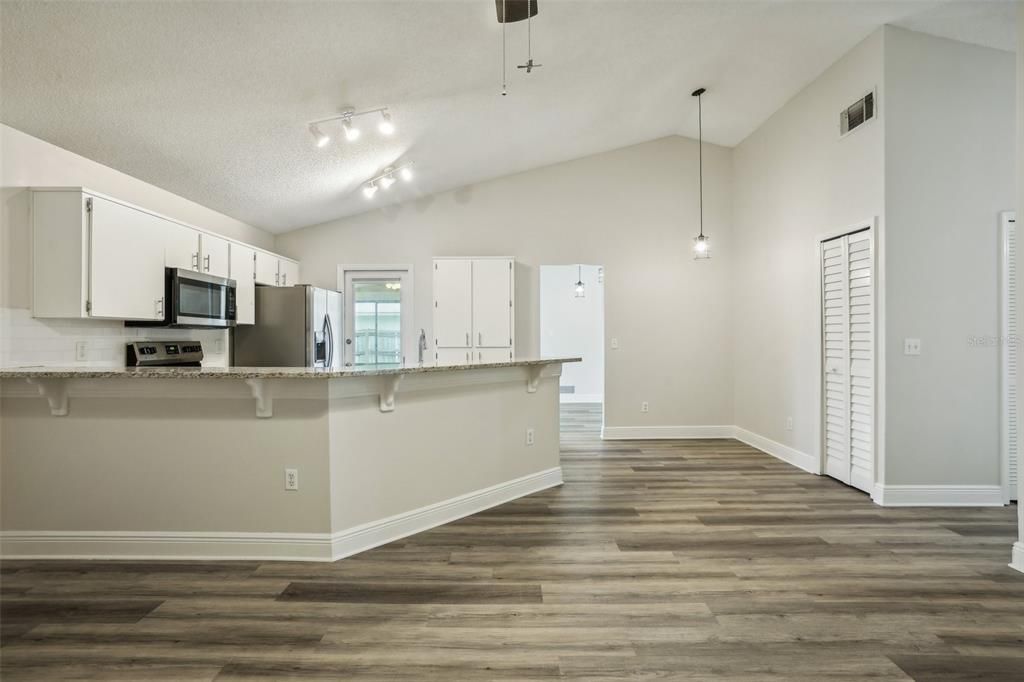 For Sale: $499,900 (4 beds, 2 baths, 1788 Square Feet)