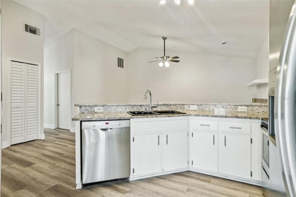 For Sale: $499,900 (4 beds, 2 baths, 1788 Square Feet)