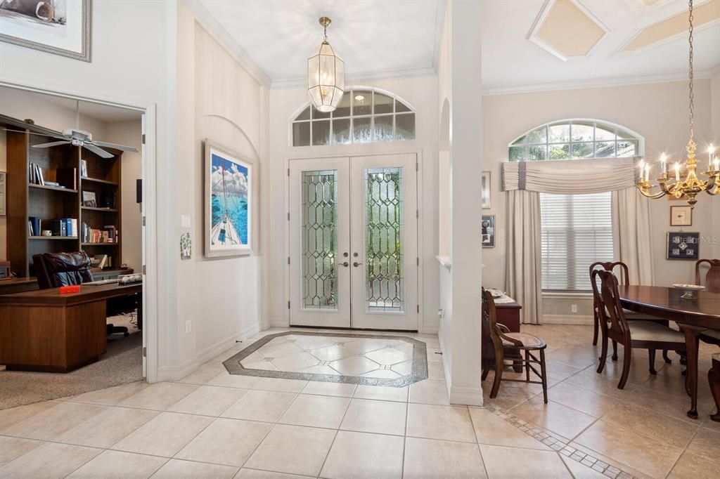 Foyer & Double Beveled Glass Front Doors