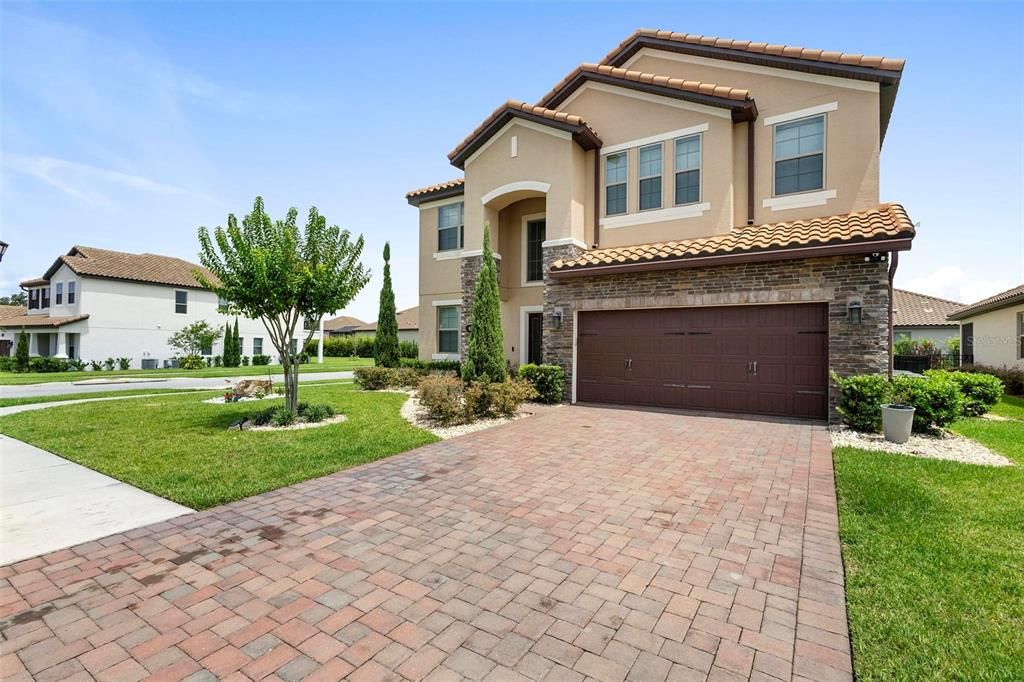 For Sale: $684,990 (5 beds, 3 baths, 3962 Square Feet)