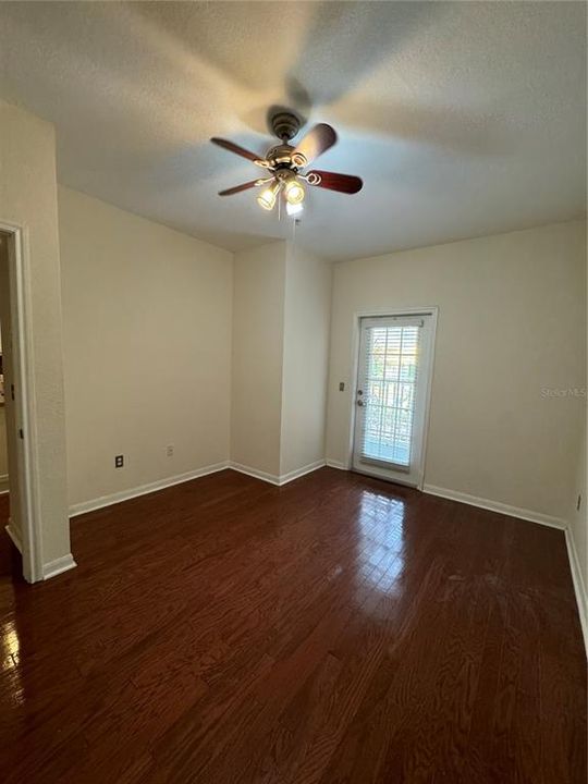 For Rent: $1,775 (1 beds, 1 baths, 645 Square Feet)