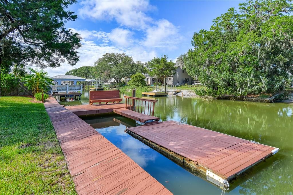 For Sale: $919,000 (3 beds, 2 baths, 2047 Square Feet)