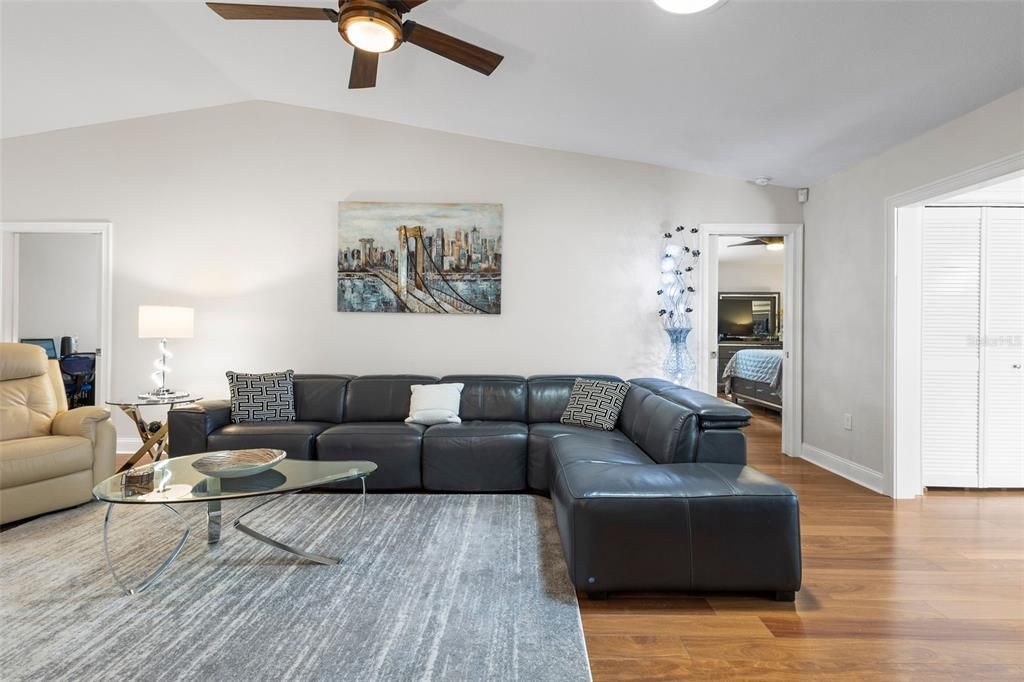 For Sale: $399,900 (3 beds, 2 baths, 2127 Square Feet)