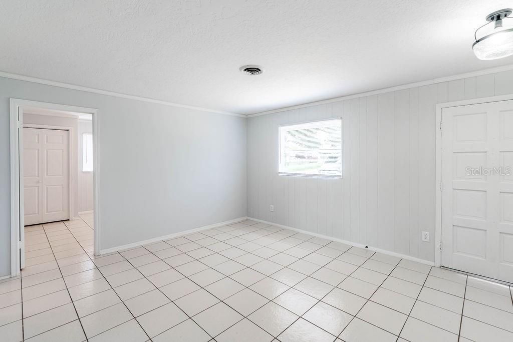 For Sale: $279,900 (3 beds, 2 baths, 1340 Square Feet)