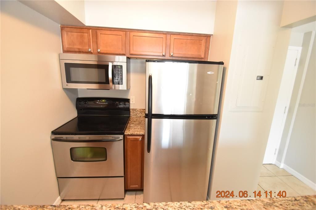 For Rent: $2,150 (2 beds, 2 baths, 792 Square Feet)