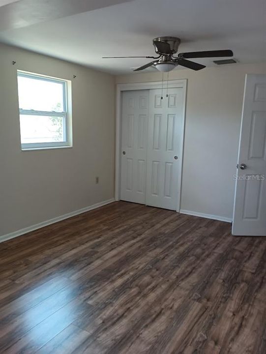 For Rent: $1,600 (3 beds, 1 baths, 1152 Square Feet)