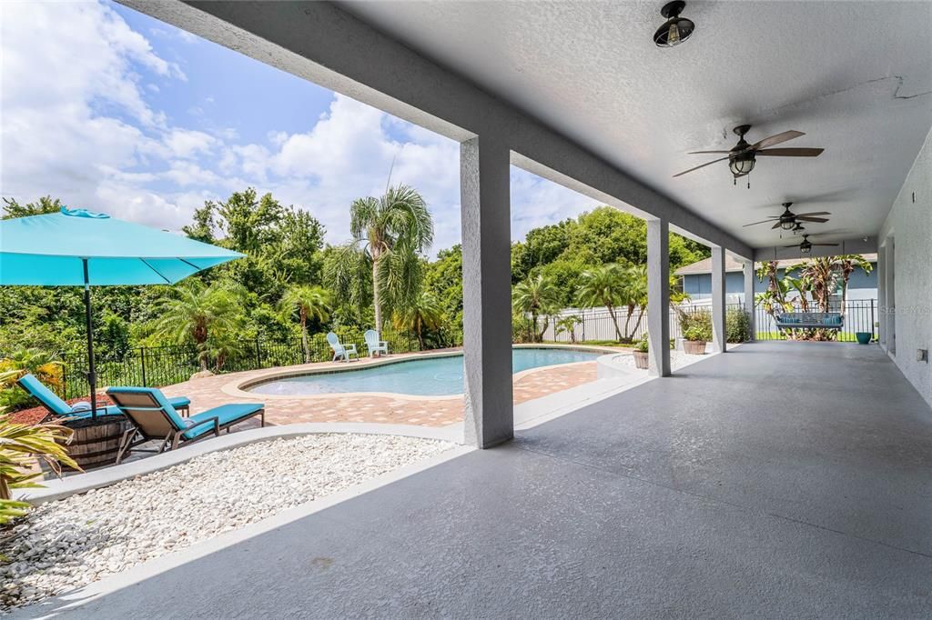 Covered Lanai/Pool