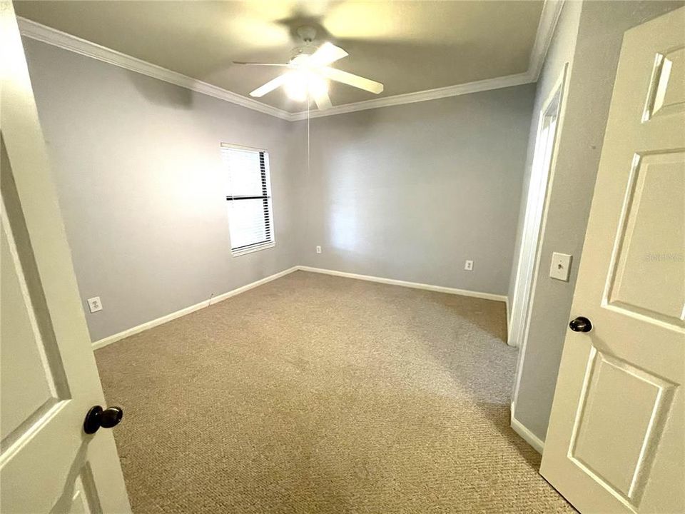 For Rent: $2,200 (3 beds, 2 baths, 1405 Square Feet)