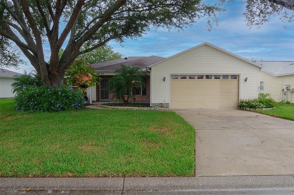 For Sale: $280,000 (3 beds, 2 baths, 1569 Square Feet)