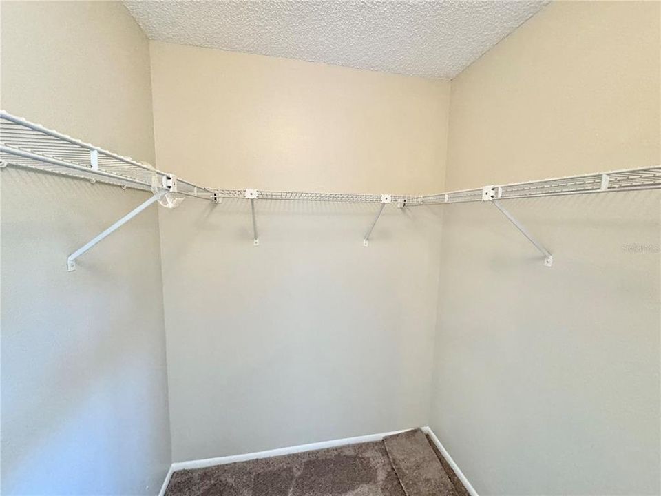 For Rent: $1,750 (2 beds, 2 baths, 956 Square Feet)