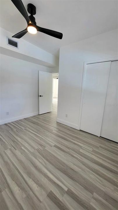 Active With Contract: $449,900 (3 beds, 2 baths, 1240 Square Feet)