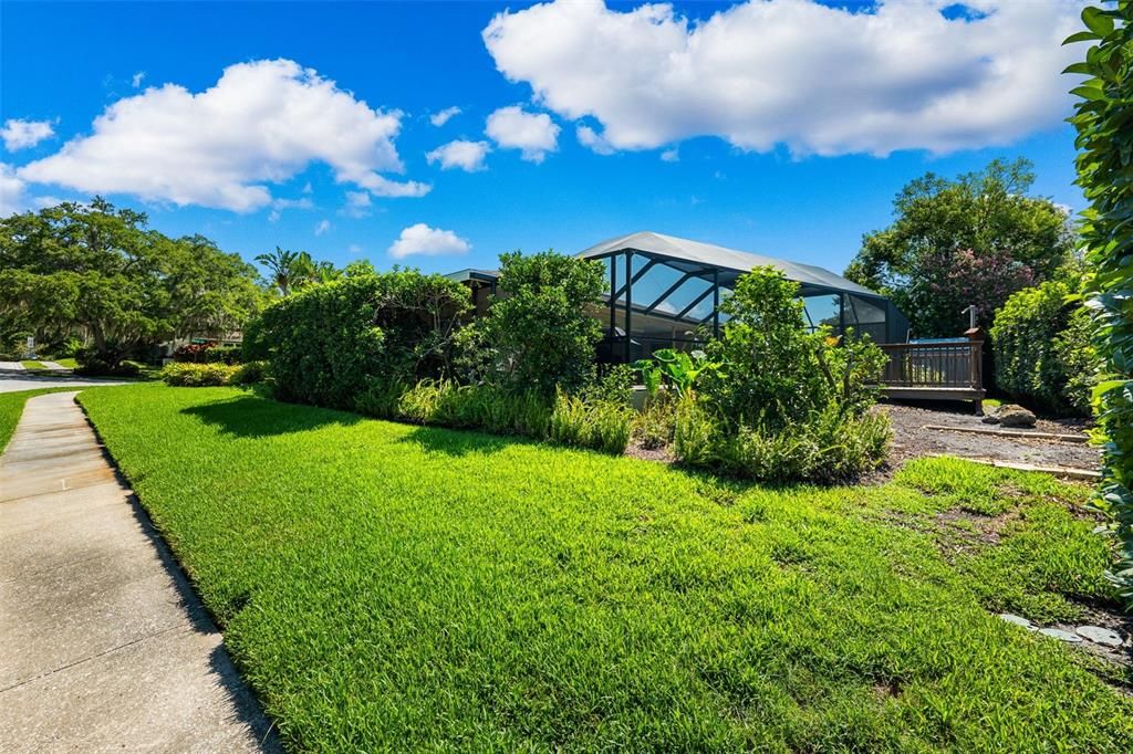 Active With Contract: $521,000 (3 beds, 2 baths, 1650 Square Feet)