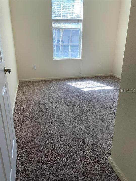 For Rent: $1,900 (3 beds, 2 baths, 1433 Square Feet)