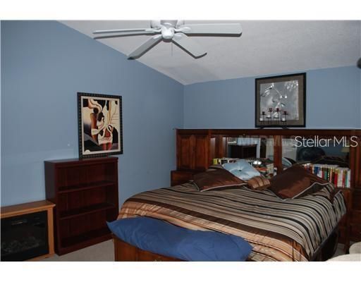 For Rent: $2,650 (2 beds, 2 baths, 1929 Square Feet)