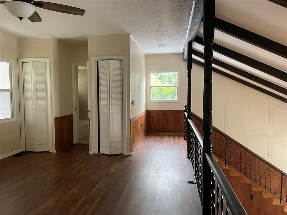 For Sale: $329,900 (2 beds, 2 baths, 1481 Square Feet)