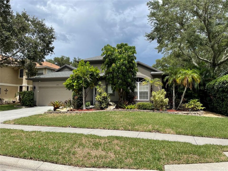 Active With Contract: $3,800 (4 beds, 2 baths, 2254 Square Feet)