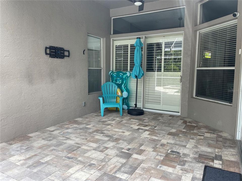 Active With Contract: $3,800 (4 beds, 2 baths, 2254 Square Feet)