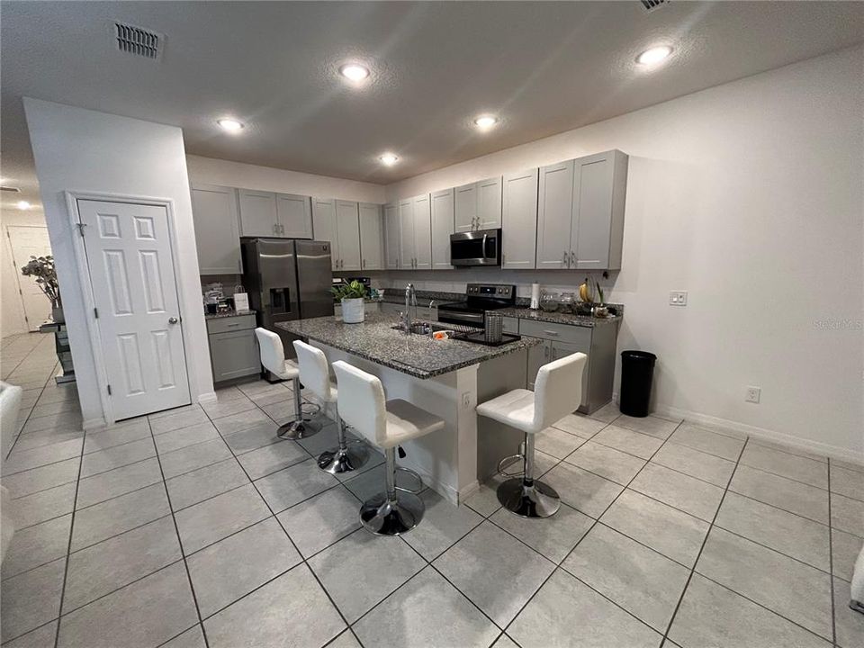 For Sale: $315,000 (3 beds, 2 baths, 1642 Square Feet)