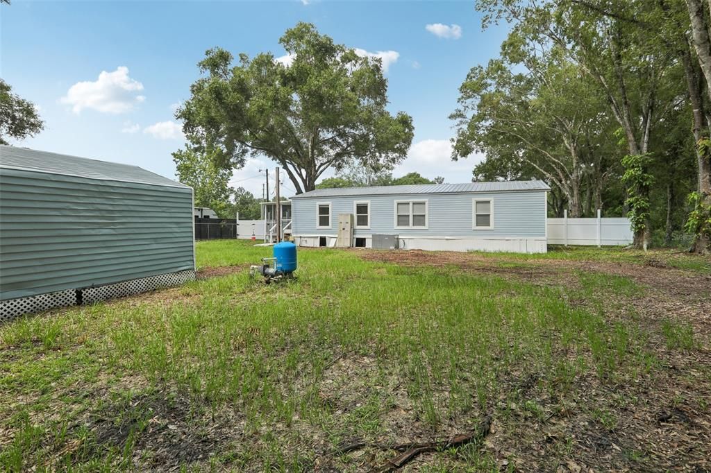 Active With Contract: $290,250 (3 beds, 2 baths, 1196 Square Feet)