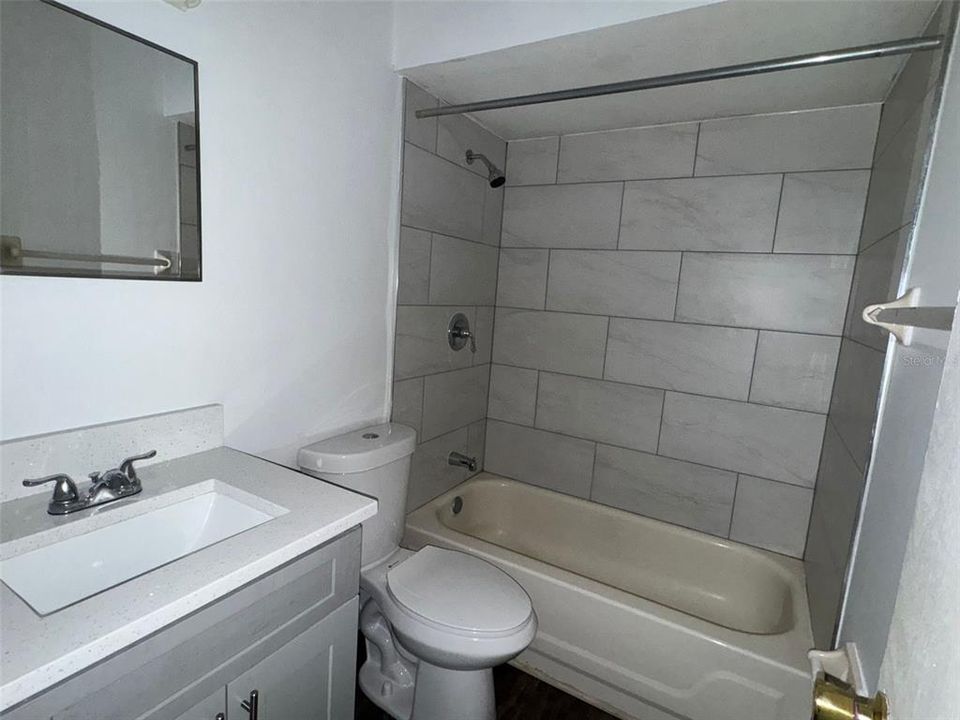 For Rent: $1,600 (2 beds, 2 baths, 905 Square Feet)