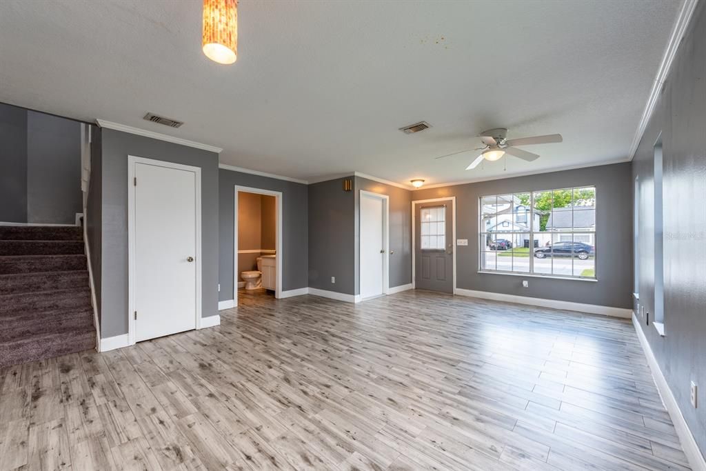 For Sale: $364,900 (3 beds, 2 baths, 1510 Square Feet)