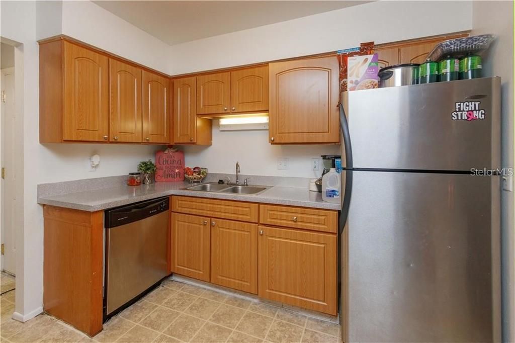 For Sale: $199,999 (3 beds, 2 baths, 1426 Square Feet)