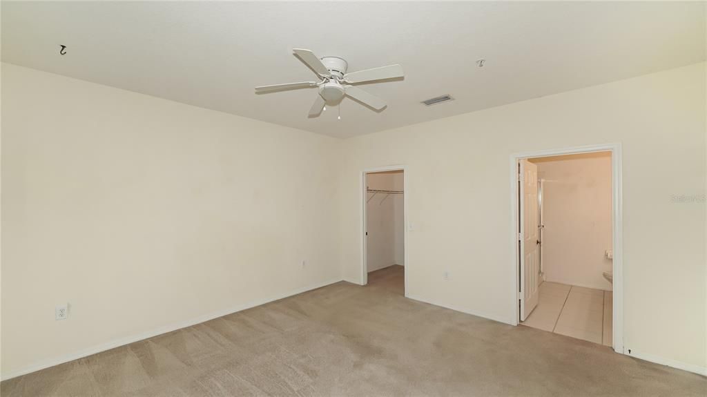 Active With Contract: $1,850 (2 beds, 2 baths, 1167 Square Feet)