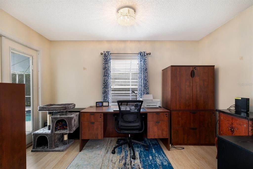 Office/Den/Sitting room immediately off the primary bedroom.