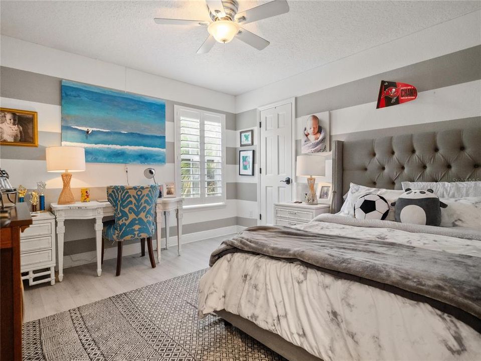 Active With Contract: $775,000 (4 beds, 3 baths, 2433 Square Feet)