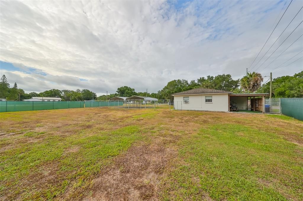 Active With Contract: $255,000 (3 beds, 2 baths, 1000 Square Feet)