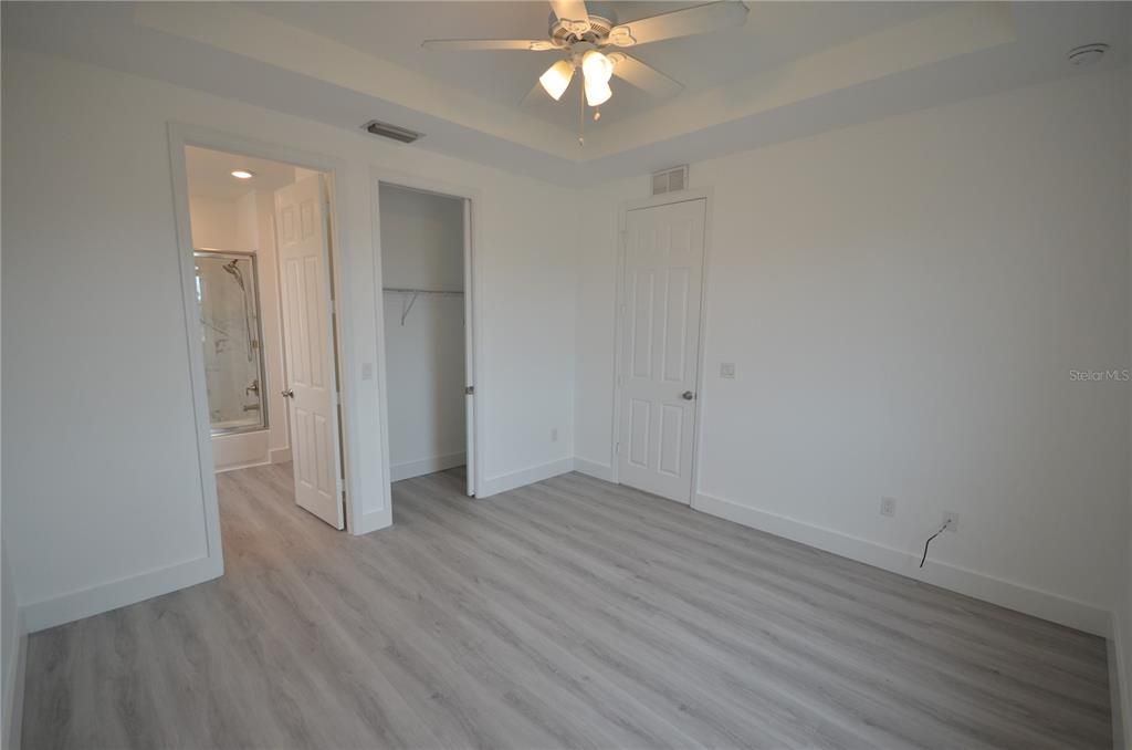 For Rent: $1,950 (2 beds, 2 baths, 1417 Square Feet)