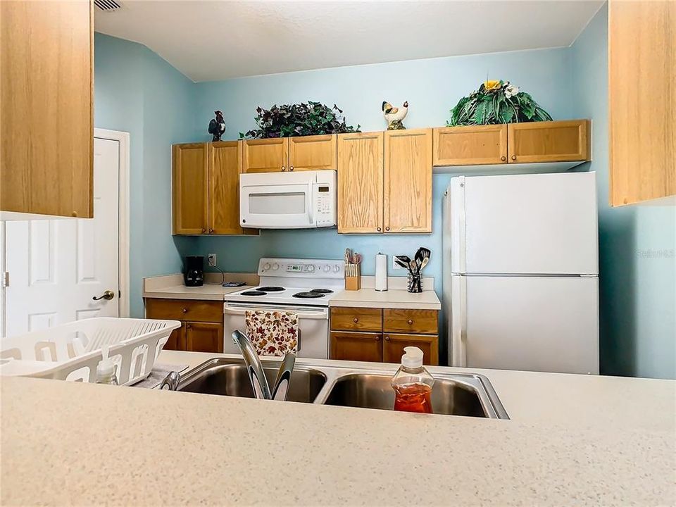 For Sale: $275,000 (2 beds, 2 baths, 1022 Square Feet)