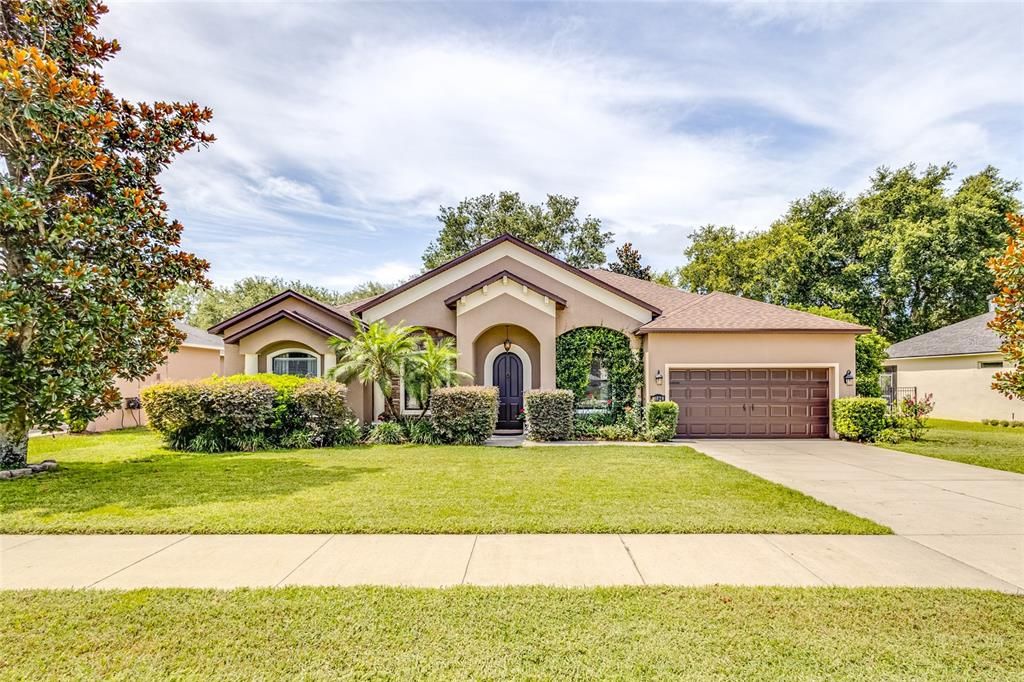 Active With Contract: $499,000 (3 beds, 3 baths, 2008 Square Feet)