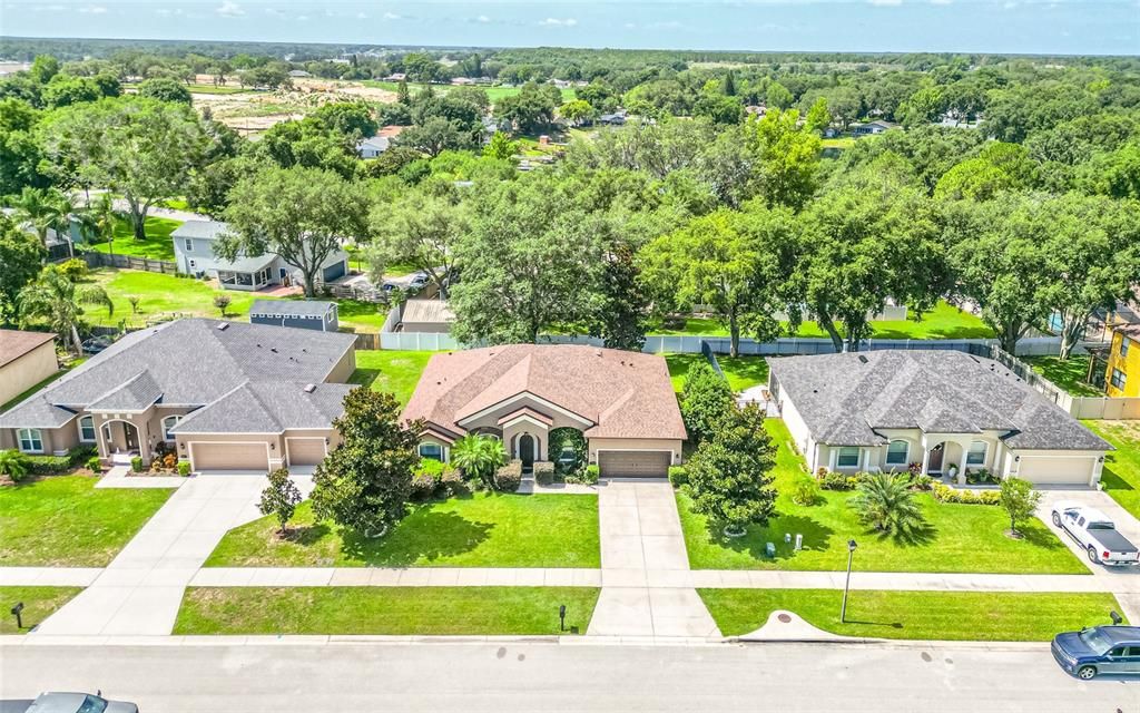 Active With Contract: $499,000 (3 beds, 3 baths, 2008 Square Feet)