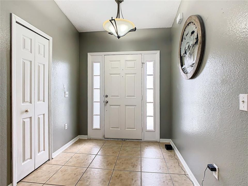 For Sale: $409,900 (3 beds, 2 baths, 1616 Square Feet)