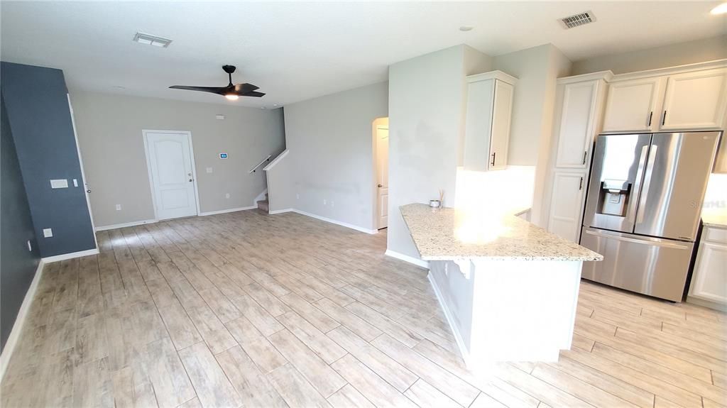 For Rent: $2,600 (3 beds, 2 baths, 1724 Square Feet)