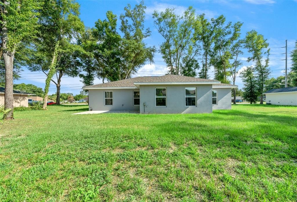 Active With Contract: $282,500 (3 beds, 2 baths, 1550 Square Feet)