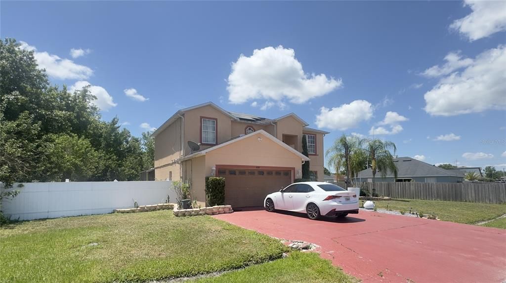 For Sale: $354,900 (4 beds, 2 baths, 2094 Square Feet)