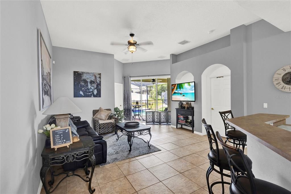 For Sale: $399,000 (4 beds, 3 baths, 1956 Square Feet)