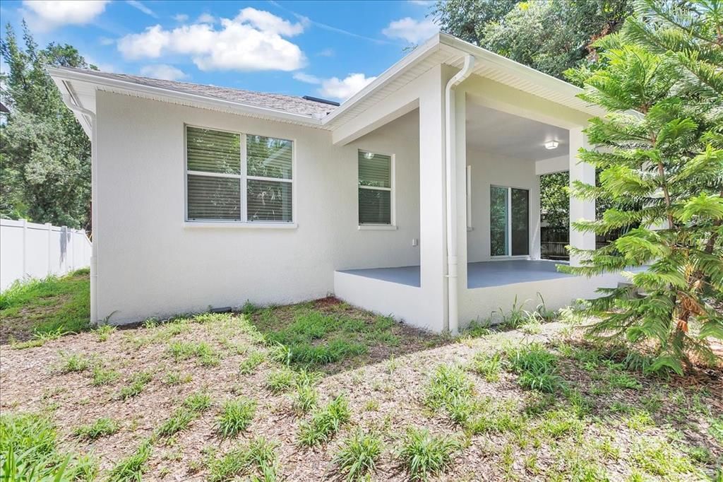 For Sale: $599,999 (3 beds, 2 baths, 1618 Square Feet)