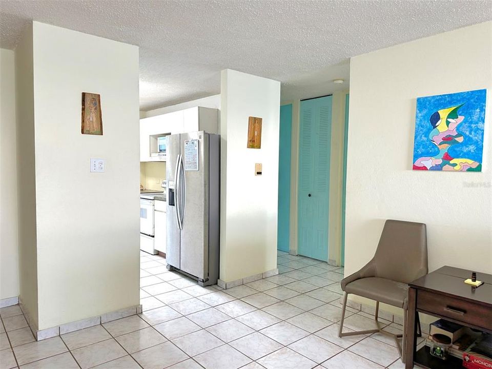 For Sale: $228,000 (3 beds, 2 baths, 1252 Square Feet)