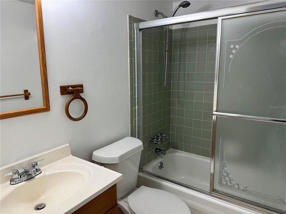 For Rent: $1,650 (1 beds, 1 baths, 670 Square Feet)