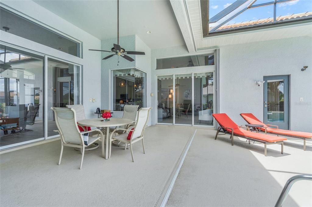 Active With Contract: $872,000 (4 beds, 3 baths, 3035 Square Feet)