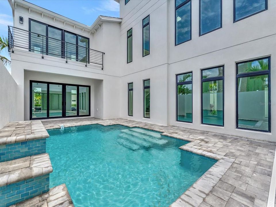 Pool & Courtyard